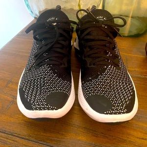 Nike Joyfit Run. Worn twice.
